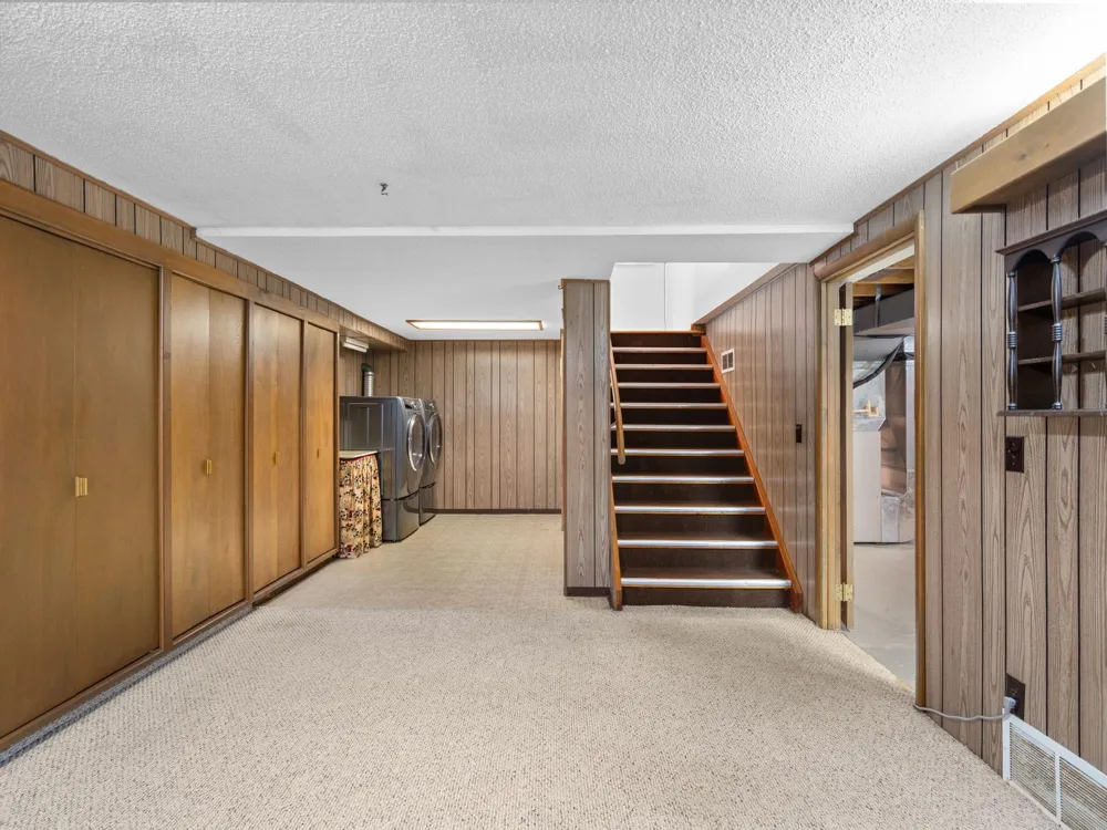 624 Fenton Street Paradise Township, MI 49649