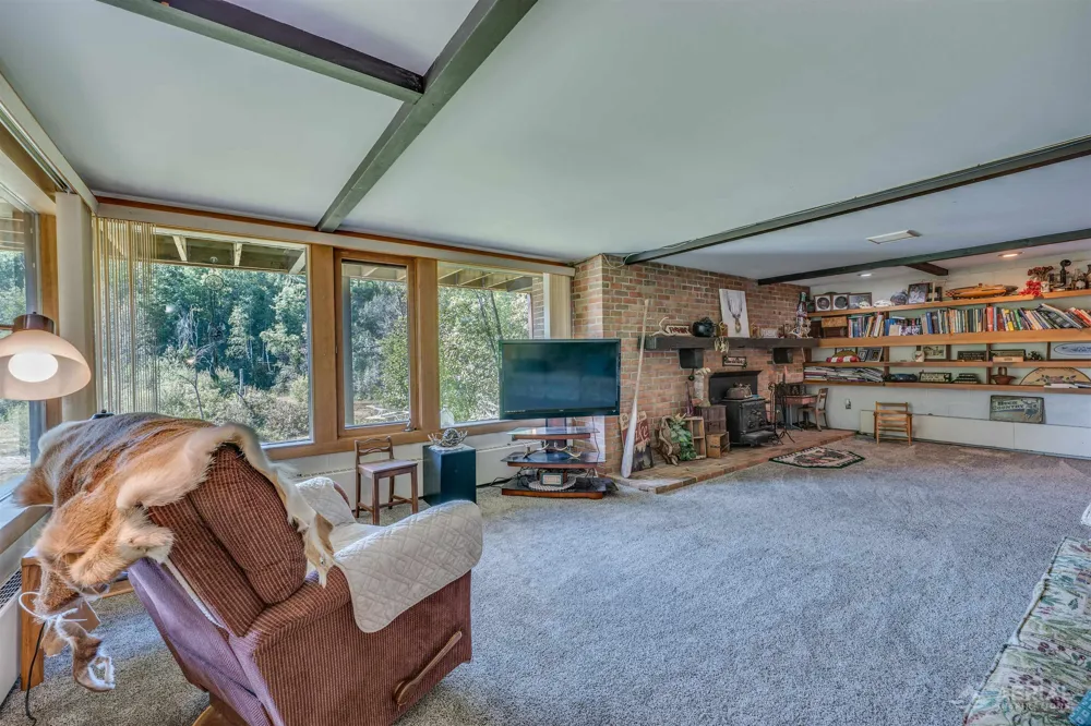 2861 Cemetery Road Butman Township, MI 48624