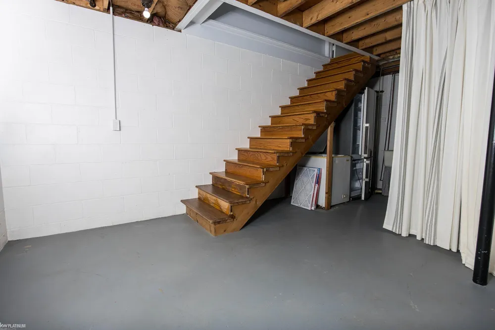 8970 Lakeshore Road Burtchville Township, MI 48059