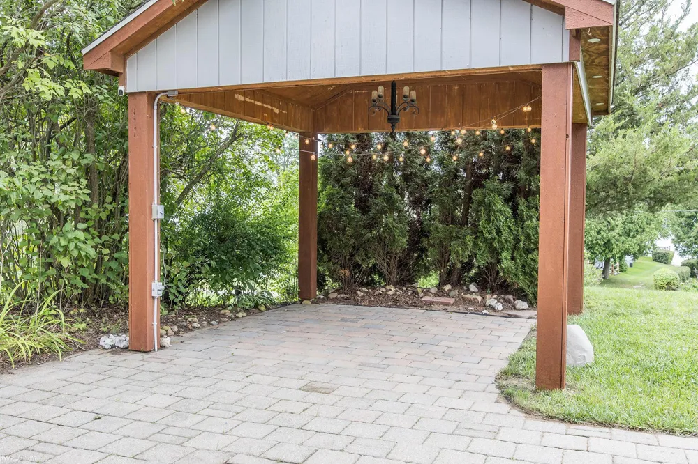 8970 Lakeshore Road Burtchville Township, MI 48059