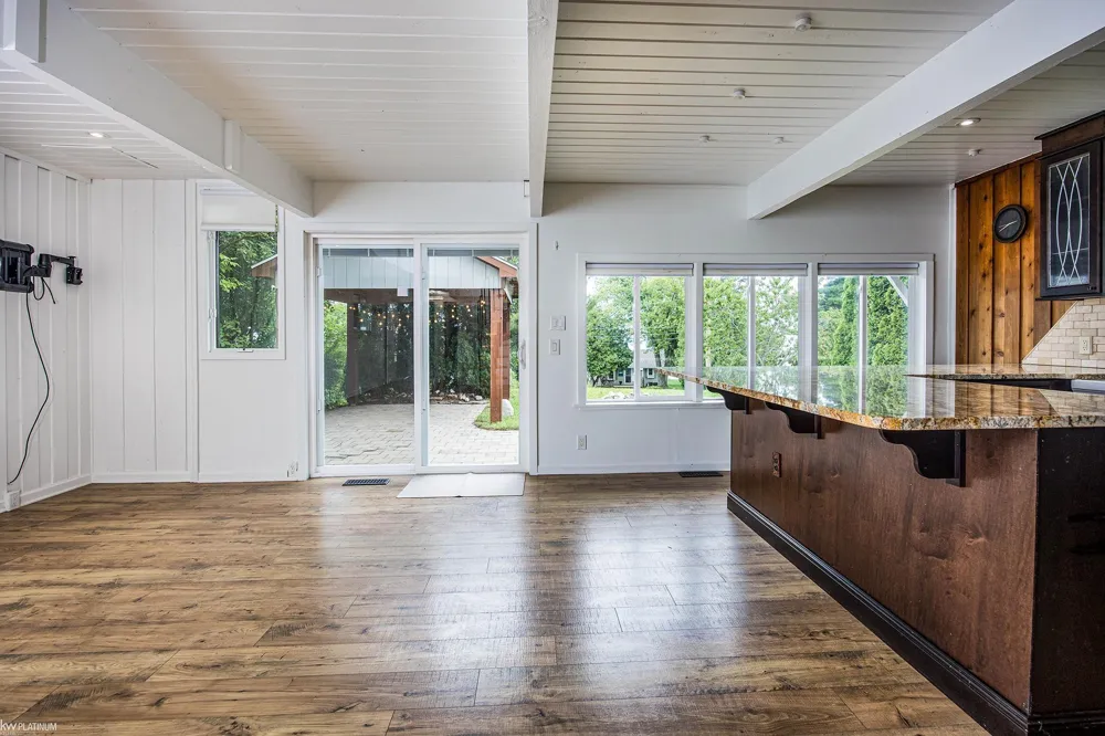 8970 Lakeshore Road Burtchville Township, MI 48059