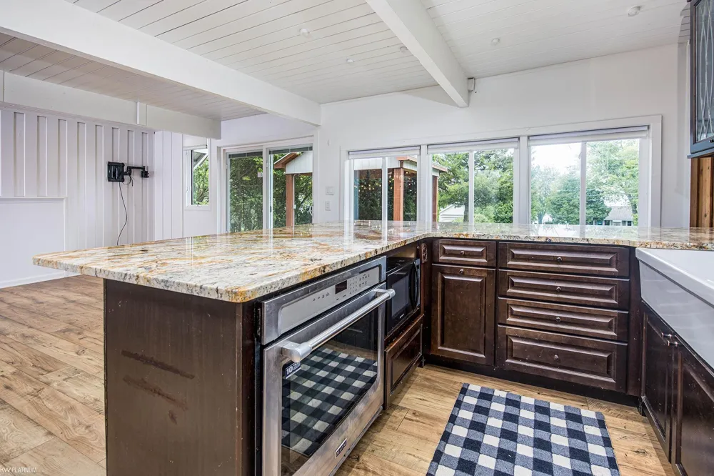 8970 Lakeshore Road Burtchville Township, MI 48059