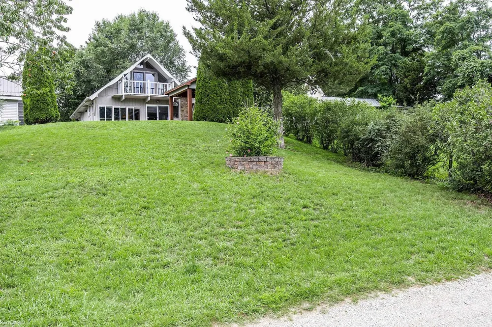 8970 Lakeshore Road Burtchville Township, MI 48059