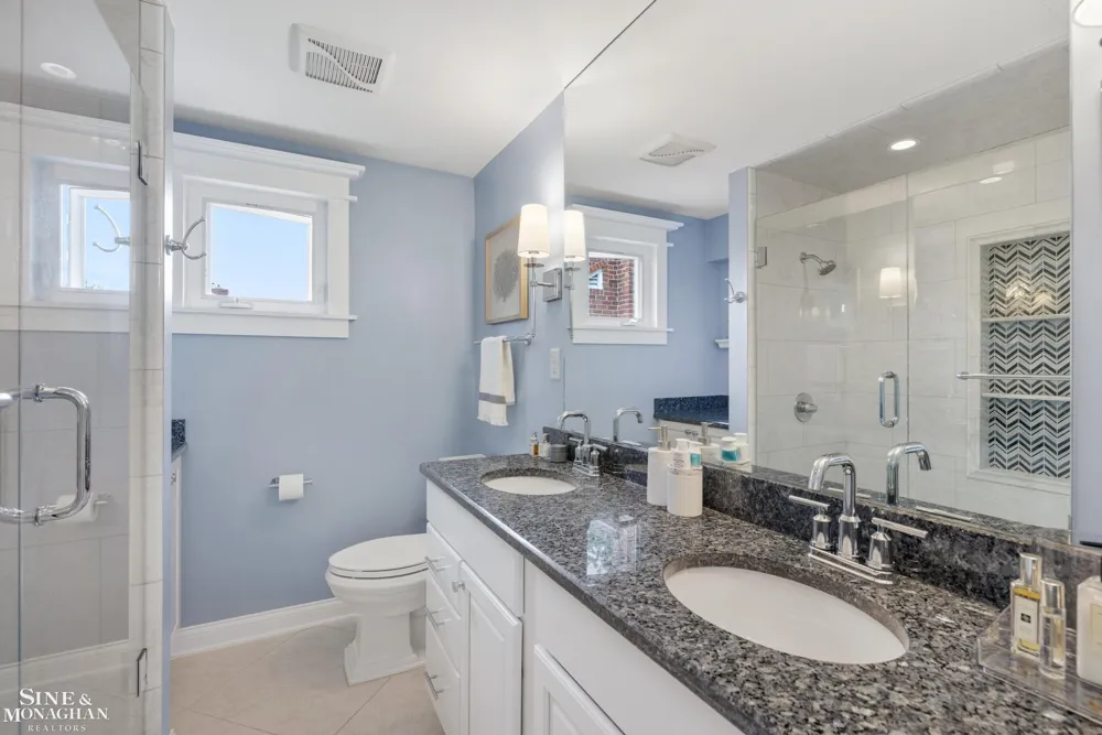 1339 Hampton Road Grosse Pointe Woods City, MI 48236