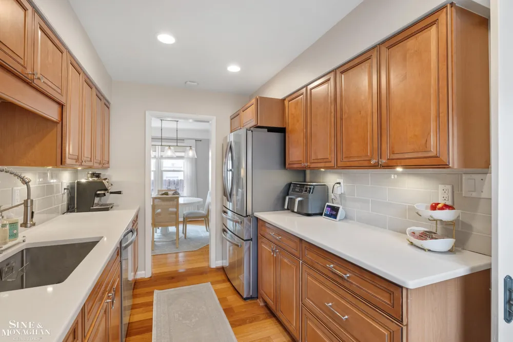 1339 Hampton Road Grosse Pointe Woods City, MI 48236