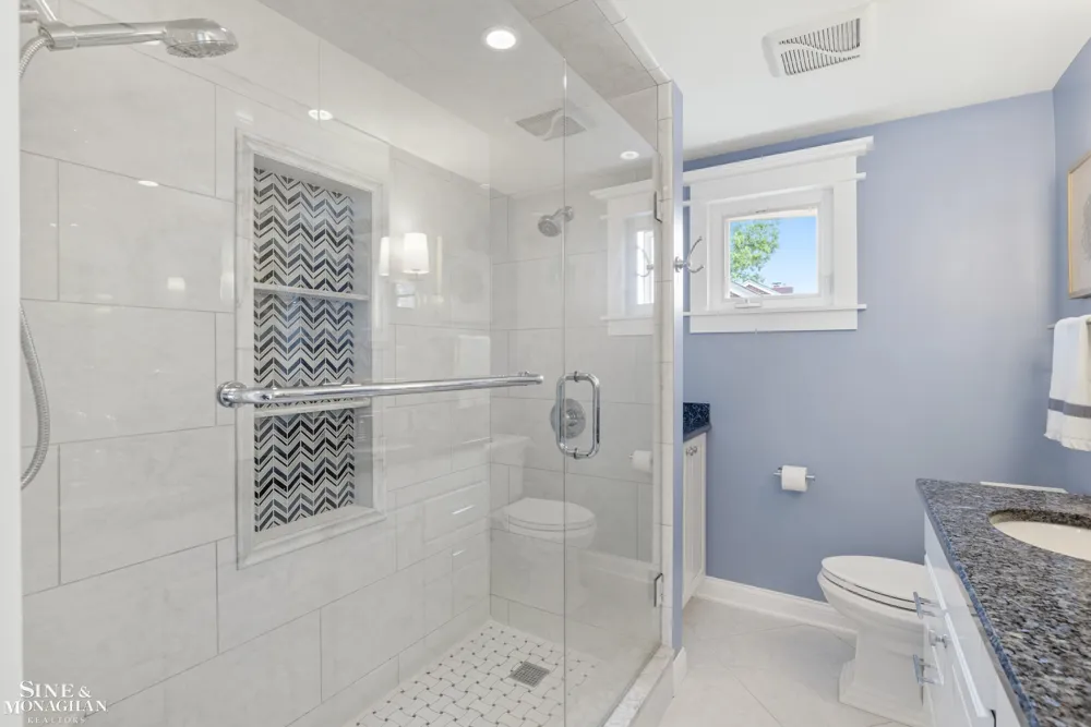 1339 Hampton Road Grosse Pointe Woods City, MI 48236