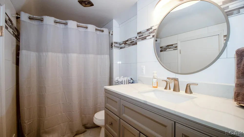 2453 Cedarwood Drive Adrian Township, MI 49221