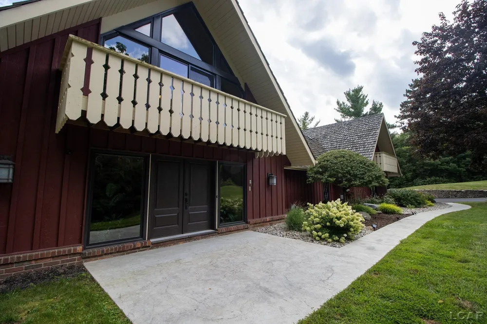 2453 Cedarwood Drive Adrian Township, MI 49221