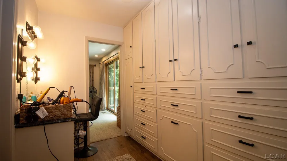 2453 Cedarwood Drive Adrian Township, MI 49221