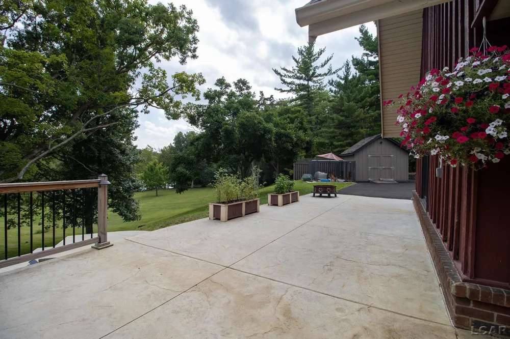 2453 Cedarwood Drive Adrian Township, MI 49221
