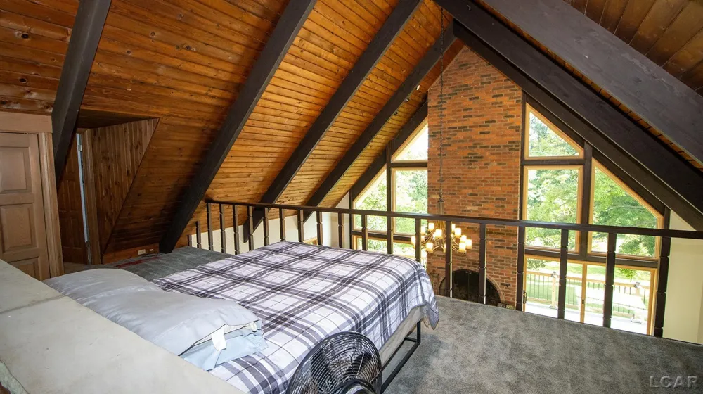 2453 Cedarwood Drive Adrian Township, MI 49221