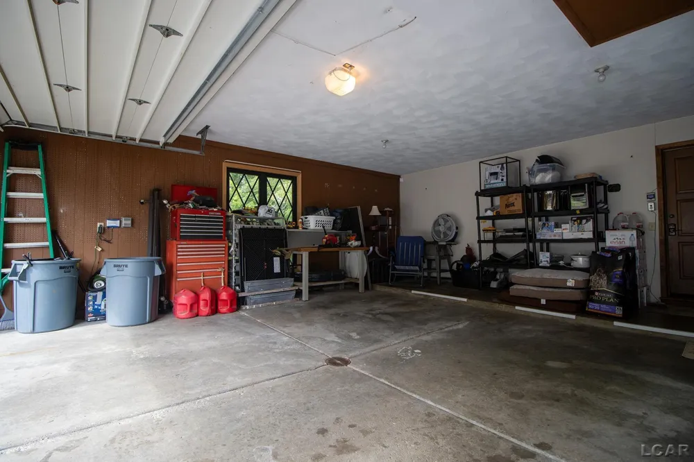 2453 Cedarwood Drive Adrian Township, MI 49221