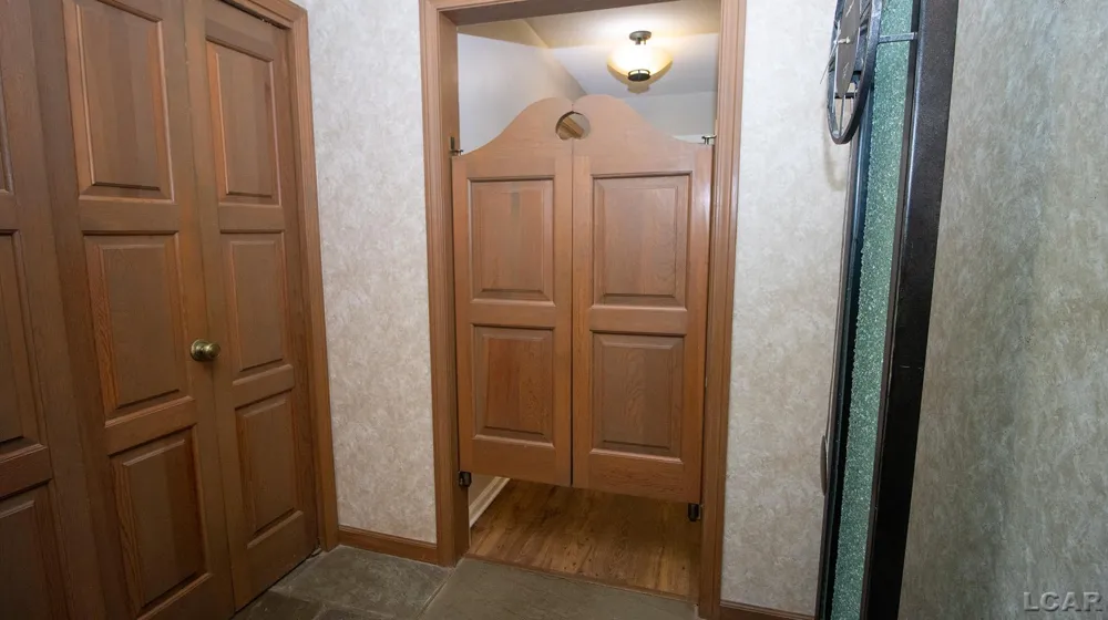 2453 Cedarwood Drive Adrian Township, MI 49221