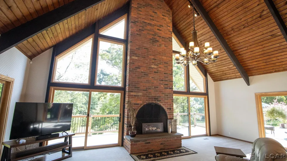 2453 Cedarwood Drive Adrian Township, MI 49221