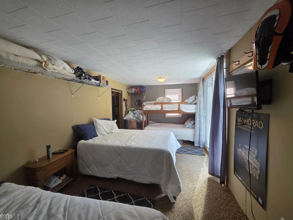10080 Estwood Drive Unknown, MI 48656