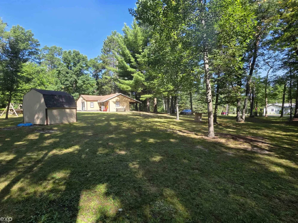 10080 Estwood Drive Unknown, MI 48656