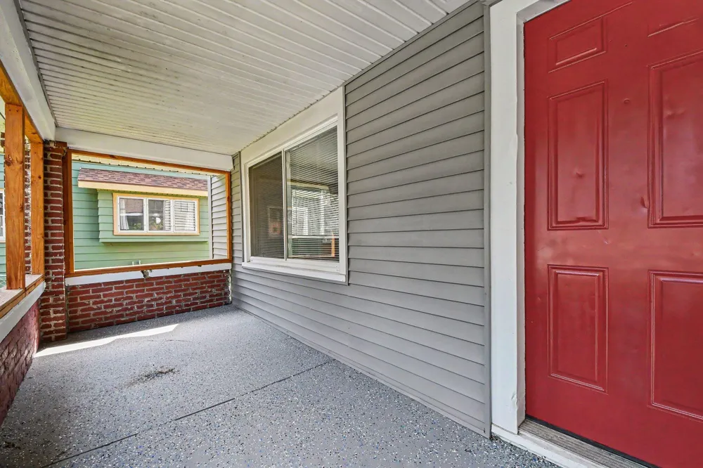 1735 Kalamazoo Avenue SE Grand Rapids City, MI 49507