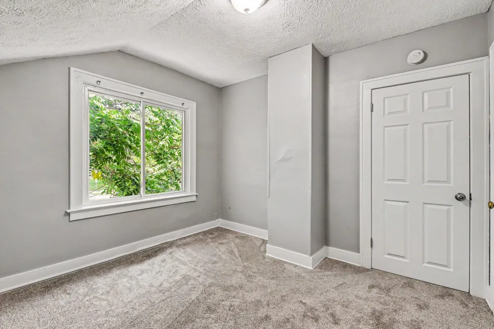 1735 Kalamazoo Avenue SE Grand Rapids City, MI 49507