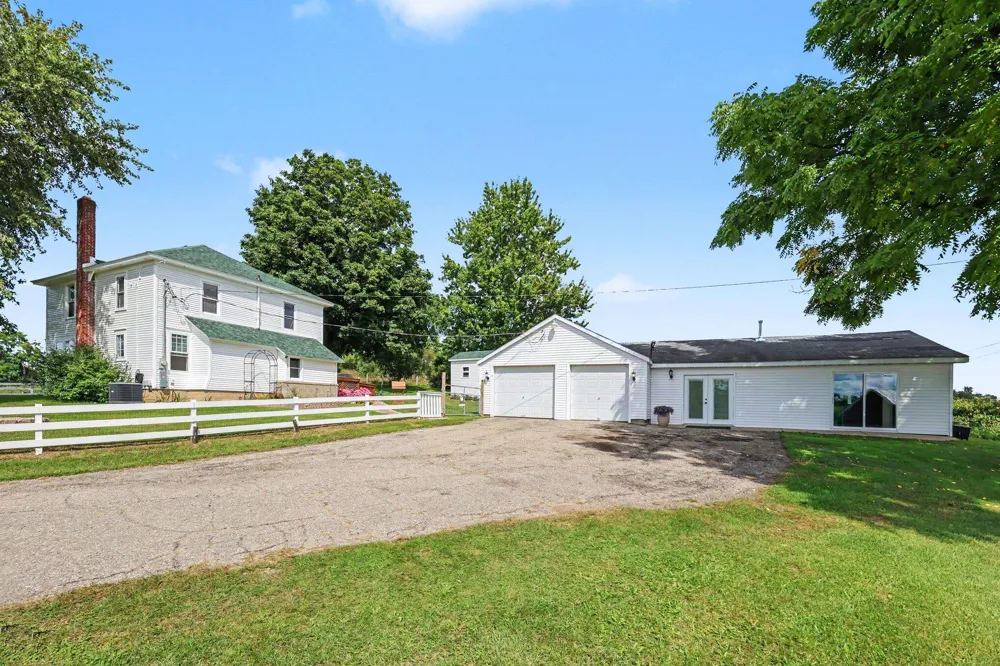 9917 Cady Road Napoleon Township, MI 49201