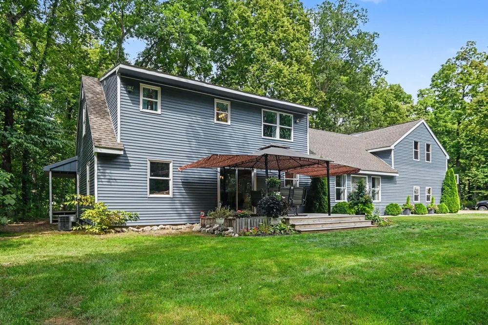 4042 Allegan Dam Road Valley Township, MI 49010