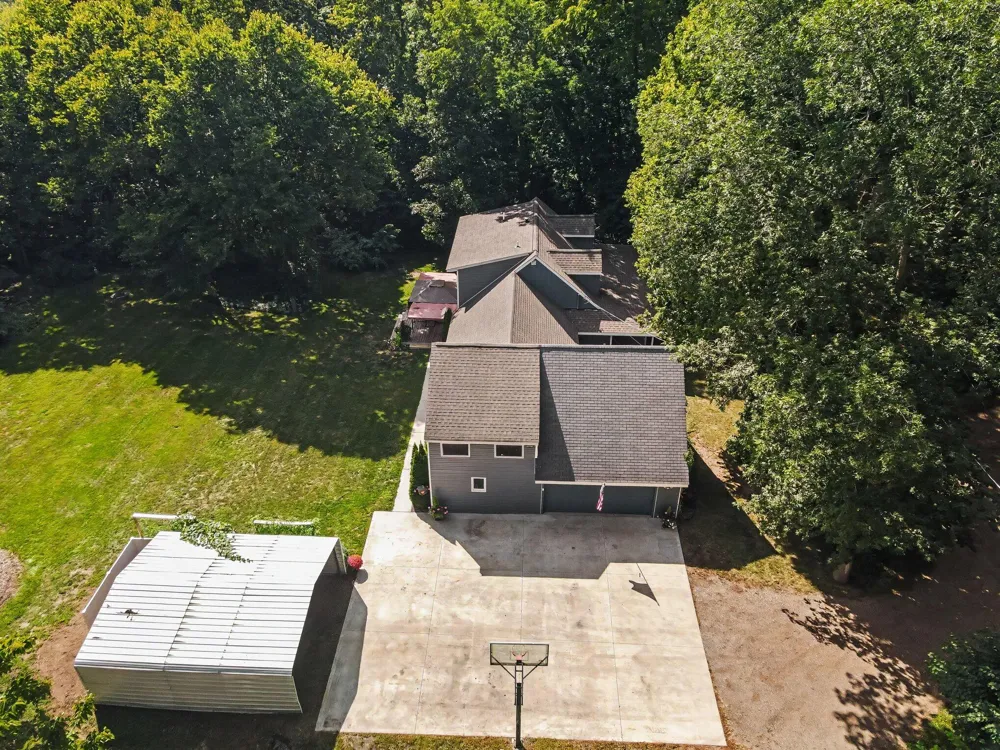 4042 Allegan Dam Road Valley Township, MI 49010