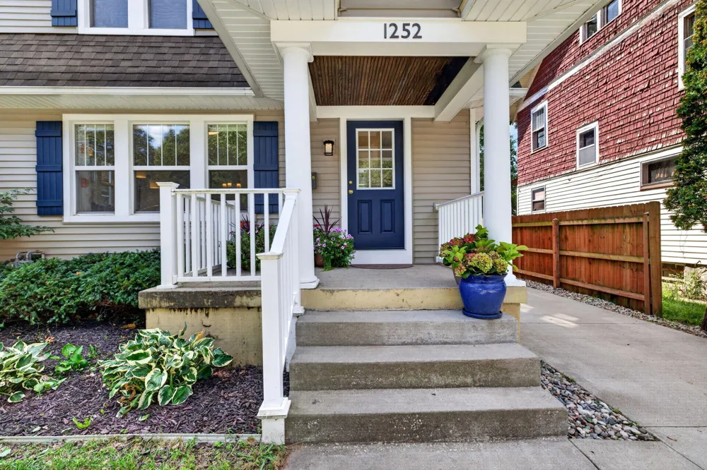 1252 Sherman Street SE Grand Rapids City, MI 49506