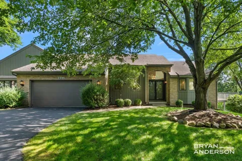 2285 Mourning Dove Court SE