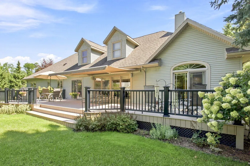 2992 E Bluffwood Terrace St Joseph Charter Township, MI 49085