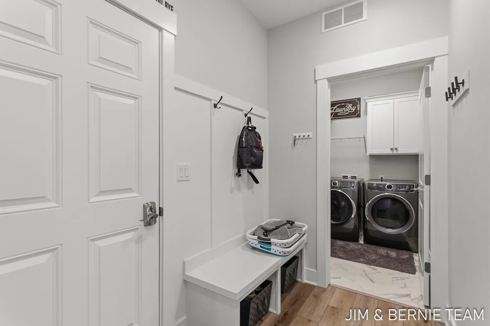 5559 Albright Avenue SW #4 Wyoming City, MI 49418