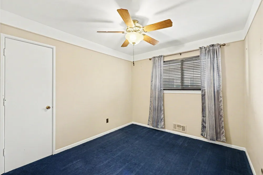 32011 Saint Margaret St Clair Shores City, MI 48082