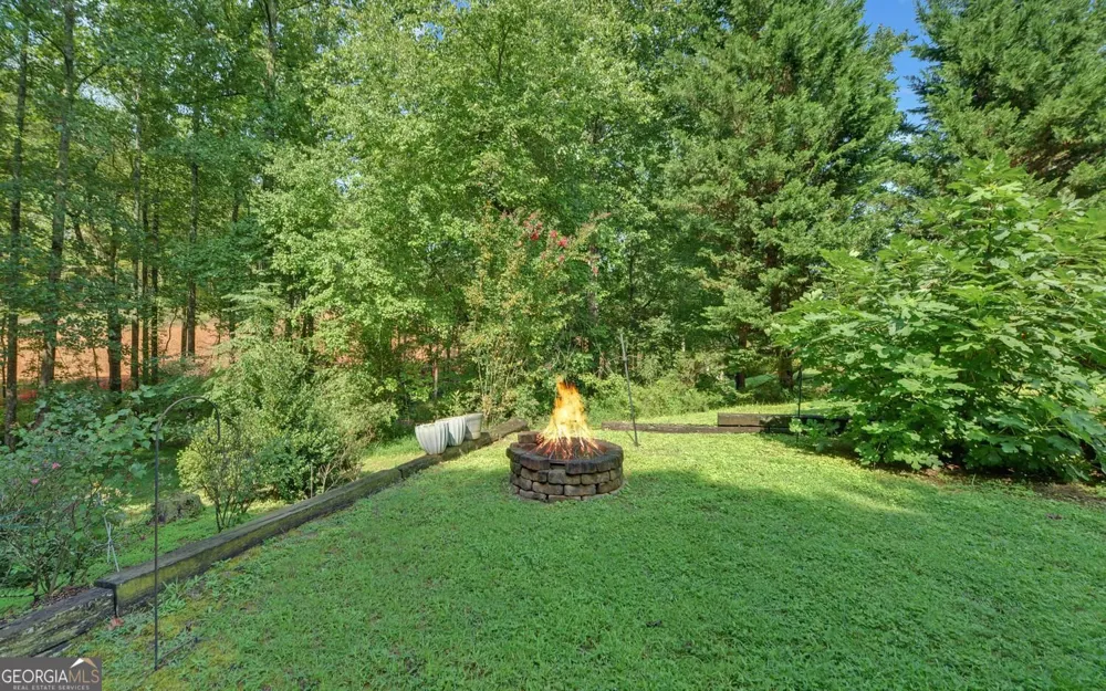 94 Bent Ridge DR S Dawsonville, GA 30534