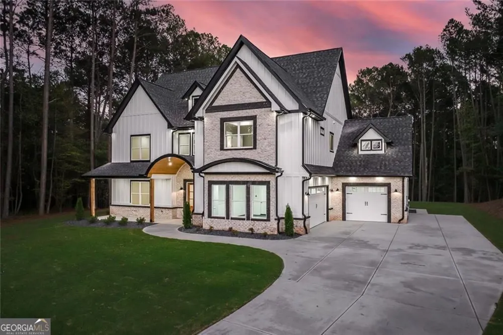 91 Beech Creek CIR Winder, GA 30680