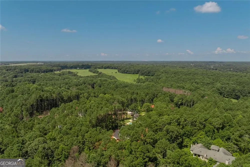 91 Beech Creek CIR Winder, GA 30680