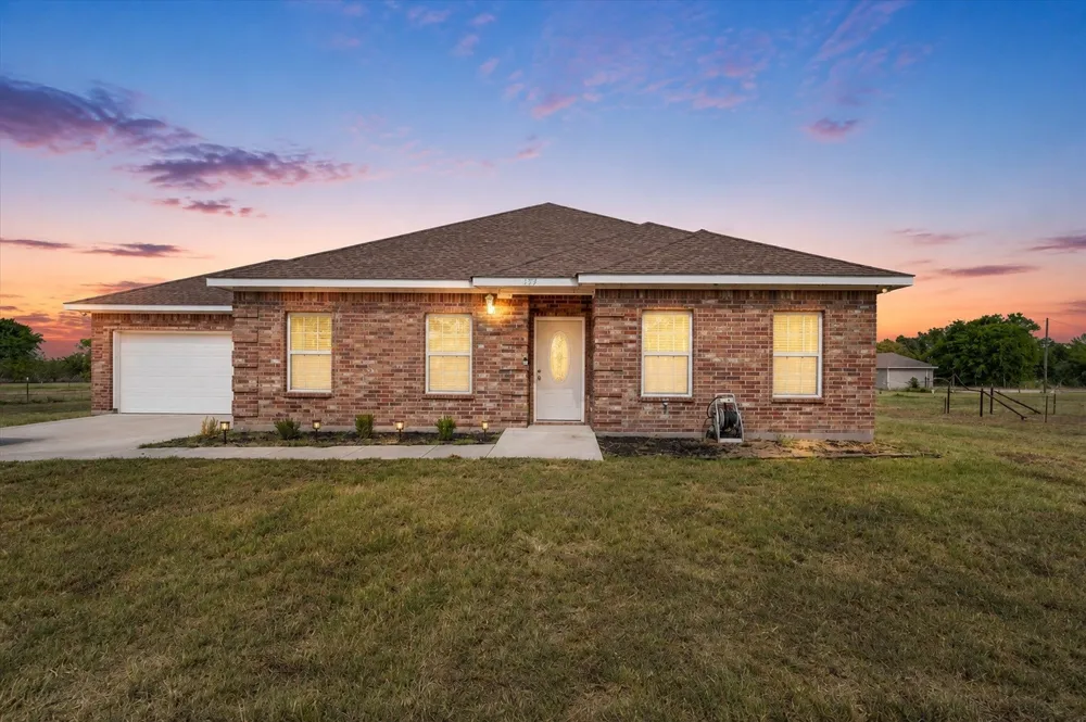 123 Pugh Lane Corsicana, TX 75109