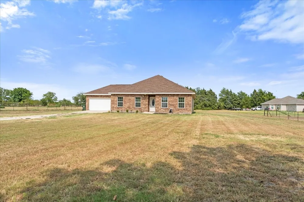 123 Pugh Lane Corsicana, TX 75109