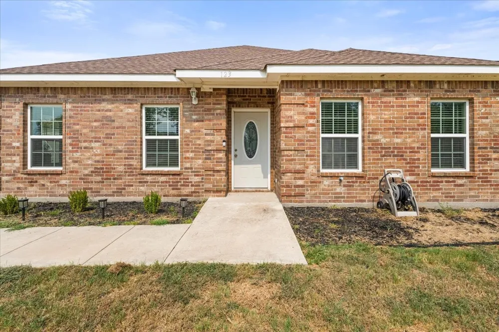 123 Pugh Lane Corsicana, TX 75109