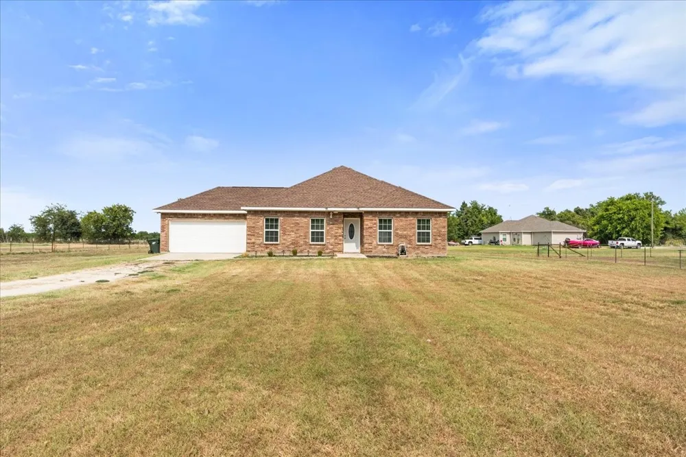 123 Pugh Lane Corsicana, TX 75109