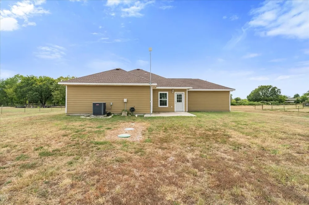 123 Pugh Lane Corsicana, TX 75109