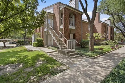 3209 Donnelly Circle #107