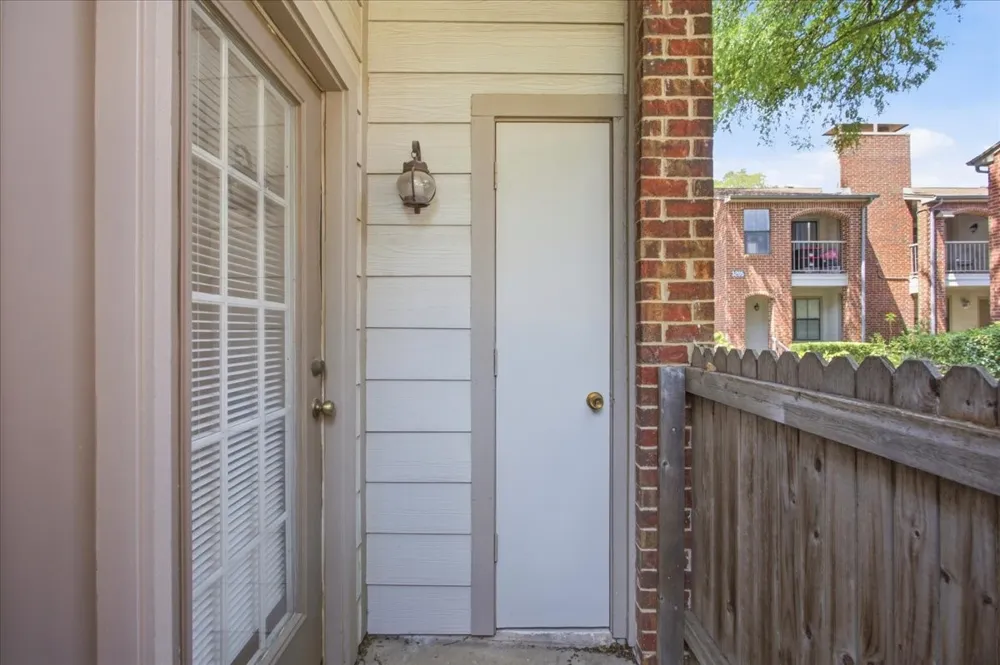 3209 Donnelly Circle #107 Fort Worth, TX 76107