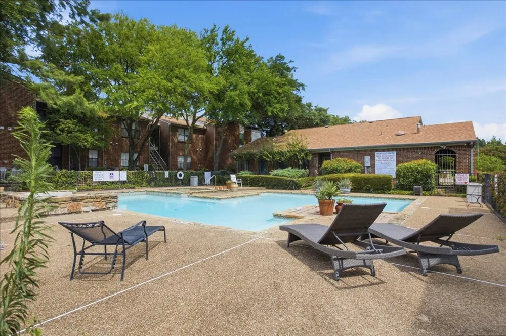 3209 Donnelly Circle #107 Fort Worth, TX 76107