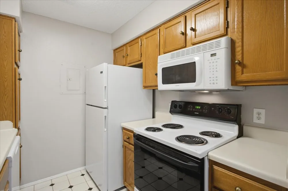 3209 Donnelly Circle #107 Fort Worth, TX 76107