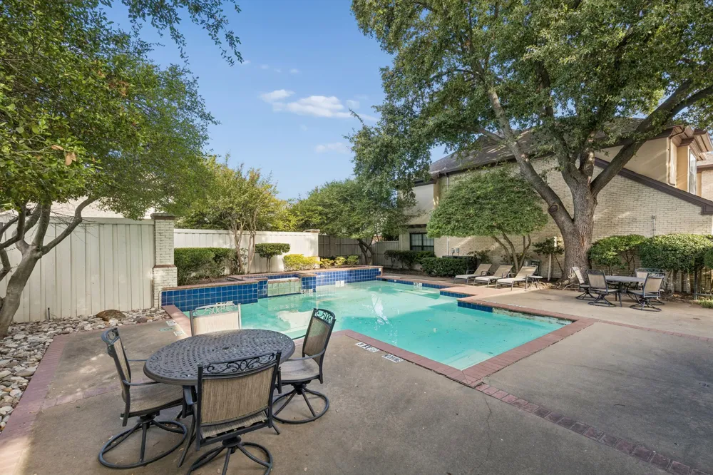 5950 Lindenshire Lane #302 Dallas, TX 75230