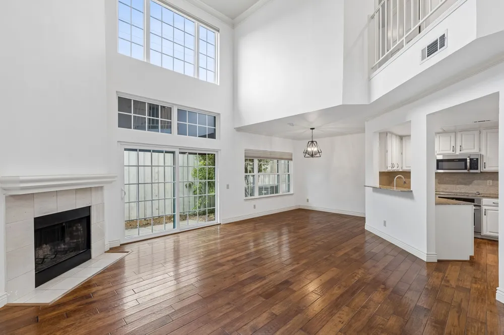 5950 Lindenshire Lane #302 Dallas, TX 75230