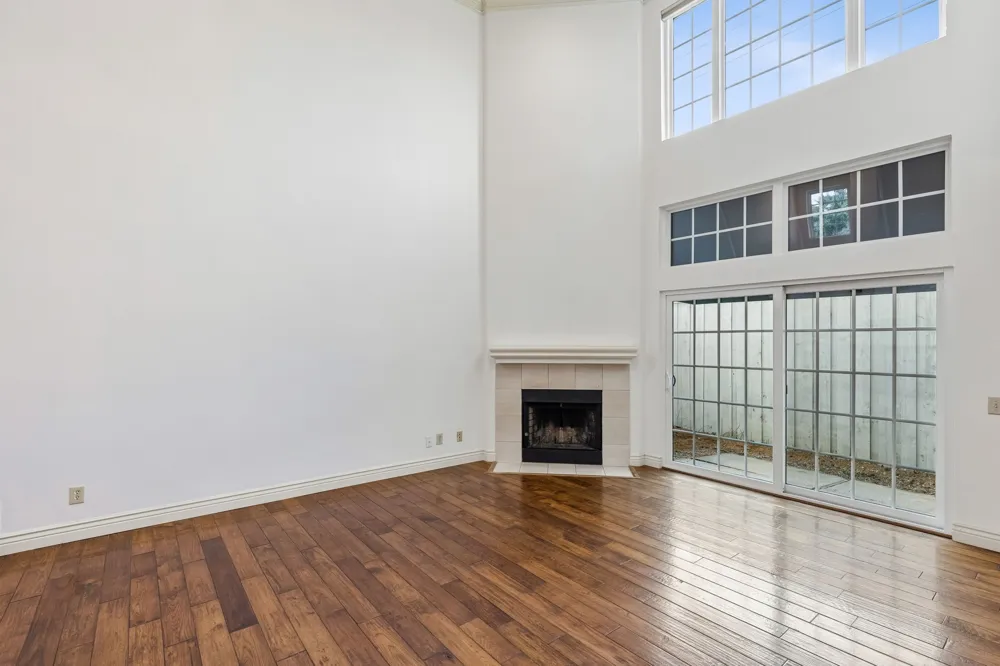 5950 Lindenshire Lane #302 Dallas, TX 75230