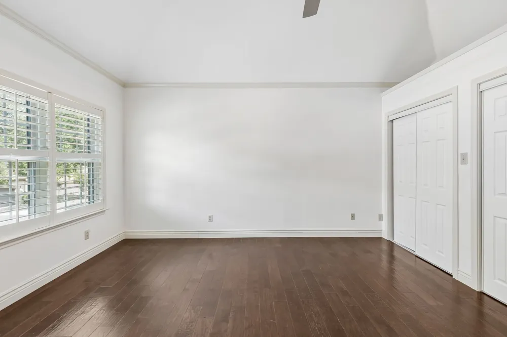 5950 Lindenshire Lane #302 Dallas, TX 75230