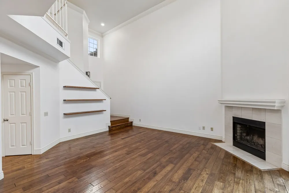 5950 Lindenshire Lane #302 Dallas, TX 75230