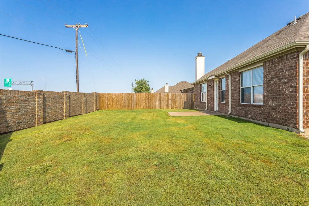 529 Quail Hollow Drive Midlothian, TX 76065