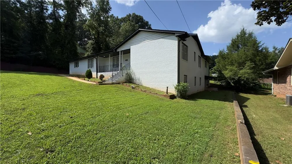 1050 Forest Heights Road Stone Mountain, GA 30083