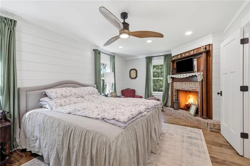 500 Ketron Drive Clarkesville, GA 30523